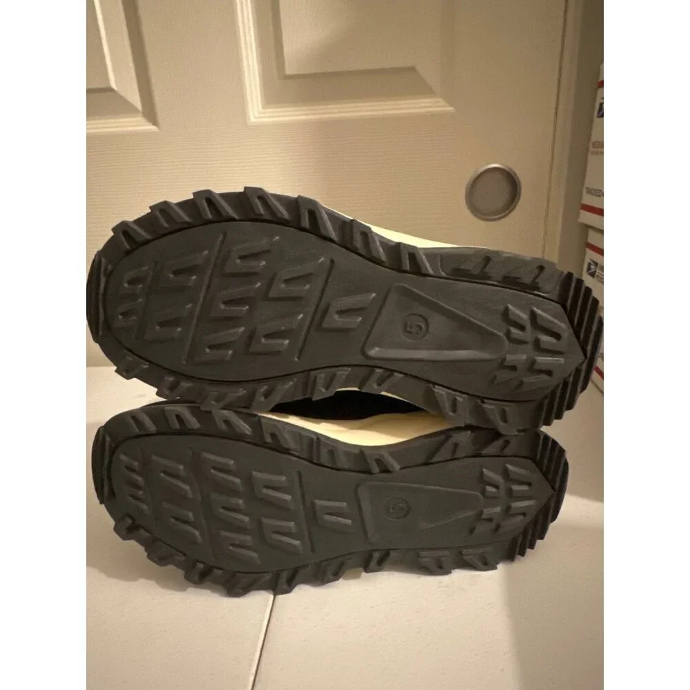 Cat &  Jack Big Kids Noah Waterproof Winter Boots Blue size 5 NWT